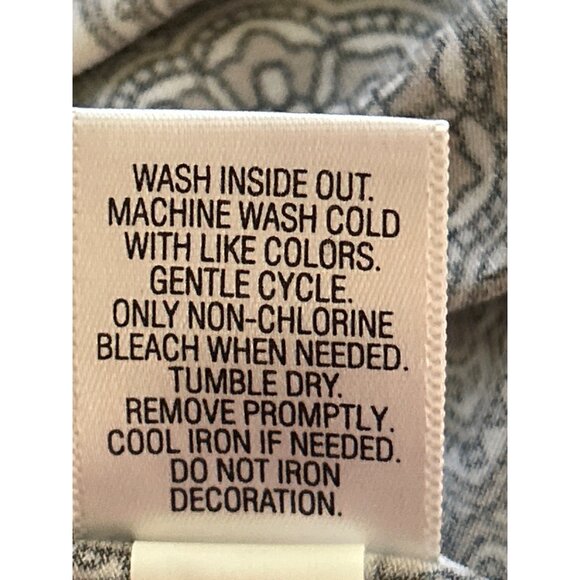 Dana Buchman XL Black & White Floral Print Short Sleeve Button-Down Blouse - Picture 7 of 9